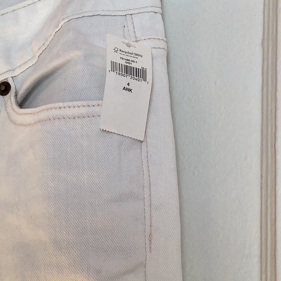 Gap Curvy Straight White Jeans Size 27/4A - Picture 5 of 12